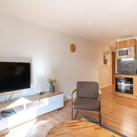 Daire Peaceful In The City Center For 2 People Aix-les-Bains