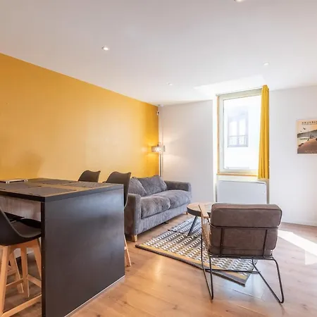 Peaceful In The City Center For 2 People *
